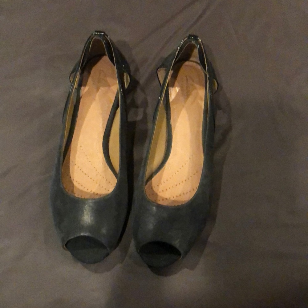 Clark’s peeptoe flat